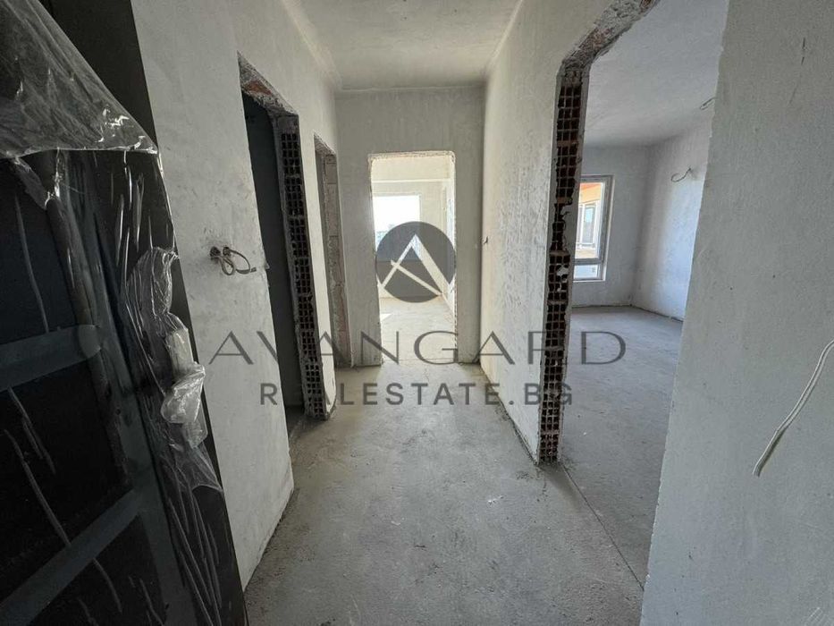 Продава се Двустаен апартамент в Пловдив, Тракия - 63 кв.м за 1881 €/кв.м - Снимка #4