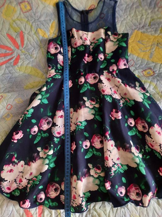 Платье на девочку 5-6 лет