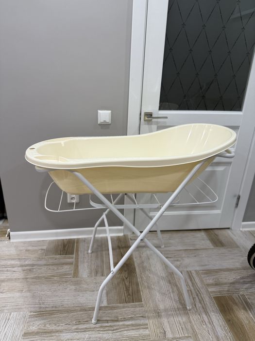 Продам ваночку с подставкой!