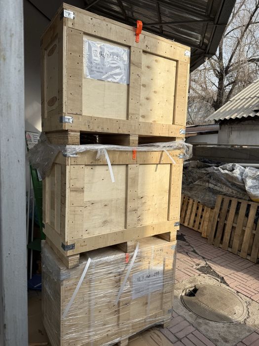 Ящик крепкий 97х50 , высота 67, с ножками 76