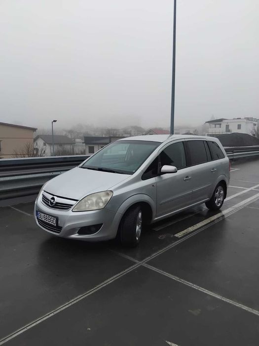 Vand Opel Zafira 1.9cdti-2008,7 locuri, km reali
