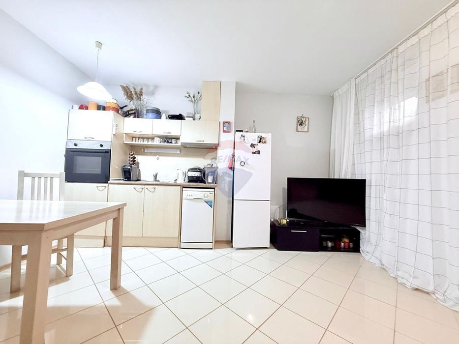 Продава се Двустаен апартамент в с. Рогачево, Област Добрич - 51 кв.м за 981 €/кв.м - Снимка #11