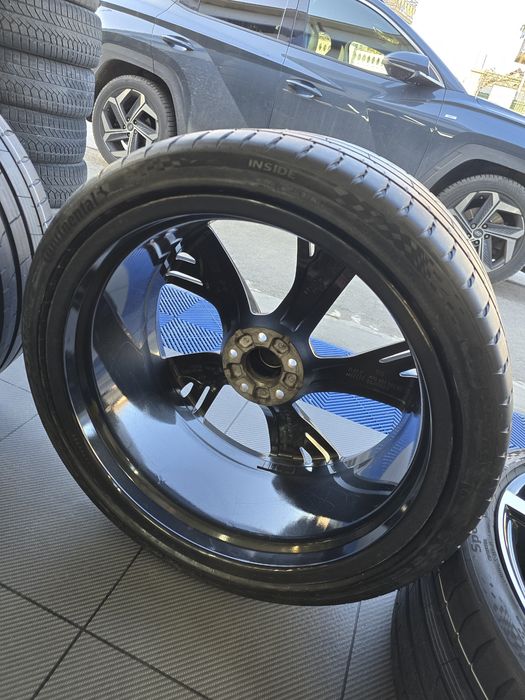 Оригинални 22” Audi RS джанти + НОВИ гуми Continental – 4K0 601 025 BL