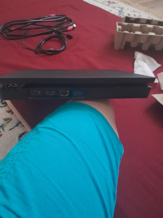 PlayStation 4 с множеством игр