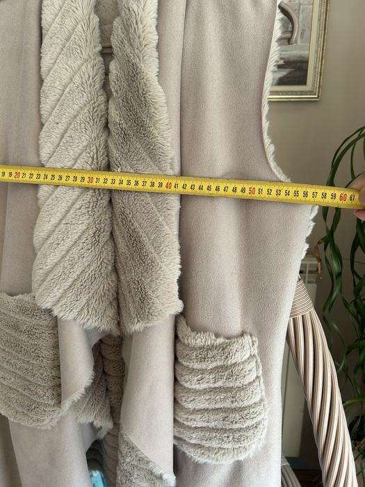 Топъл мъхест елек