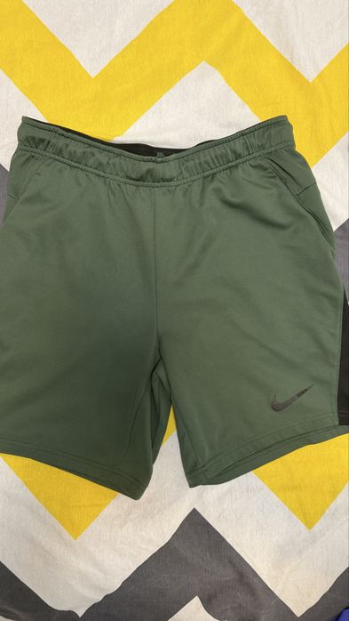 Къси шорти Nike в отлично състояние