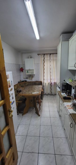 Apartament 3 camere 68 mp utili