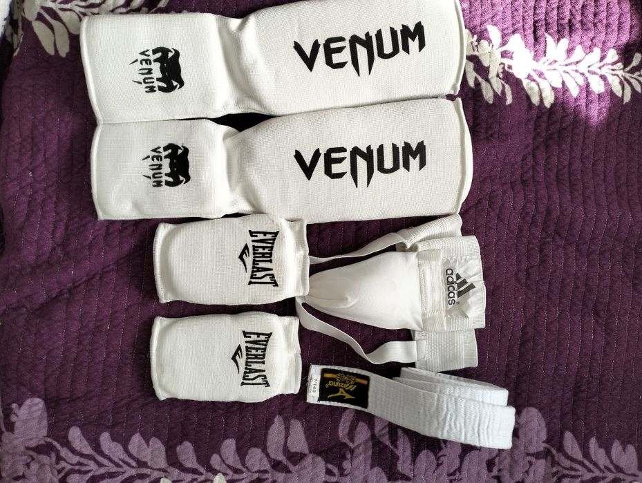 Каратэ для мальчика и девочки