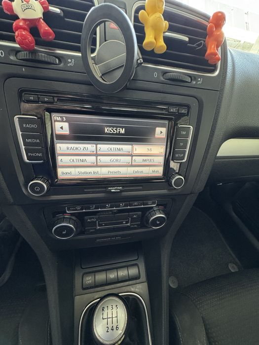 VOLKSWAGEN Golf 2011 — imagine 5