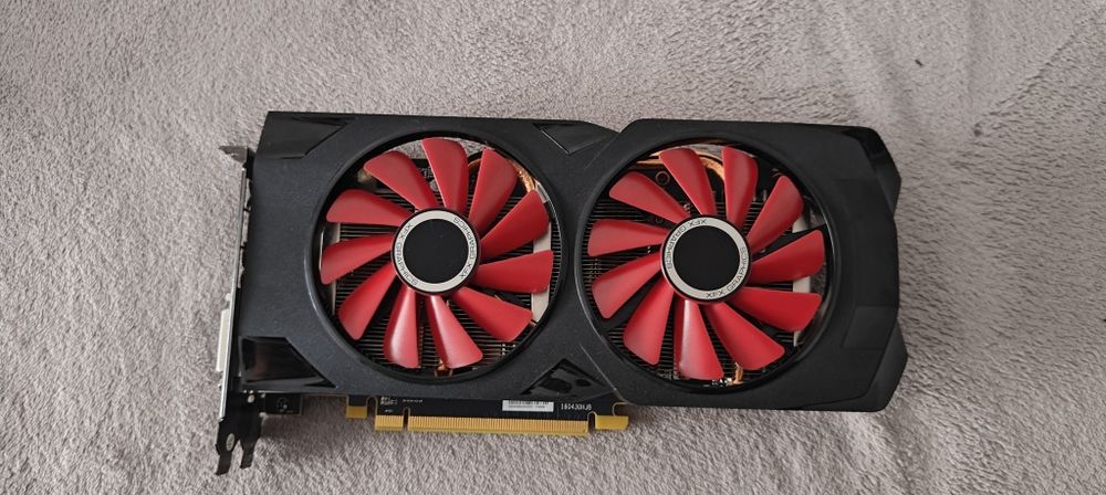 Placa video XFX Radeon RX 570 RS 8GB GDDR5 256-bit