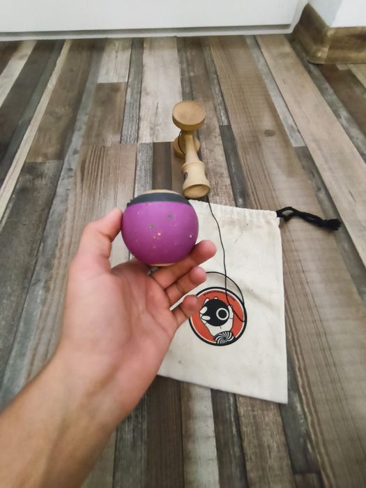 Vând kendama Okendama Revoclear