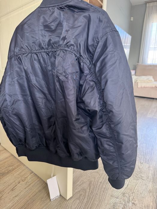 Дамско яке Bershka