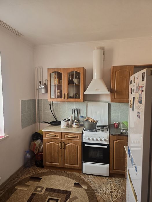 Сдам 3 кв на длит срок Арай 2 мкр