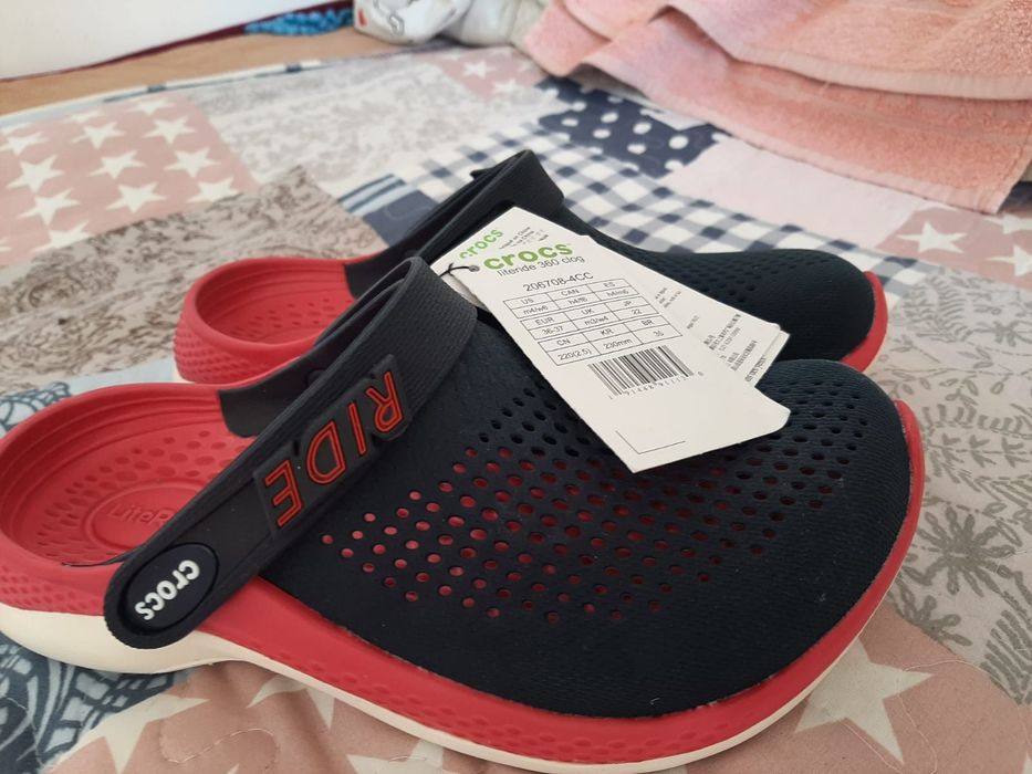 Продам кроксы оригинал