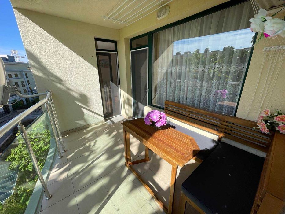 Дава се под наем Двустаен апартамент в к.к. Св.Св. Константин и Елена - 60 кв.м за 600 € - Снимка #7