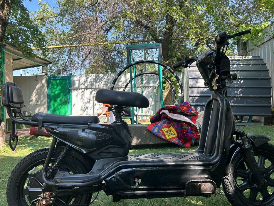 Продам скутер срочно талгар