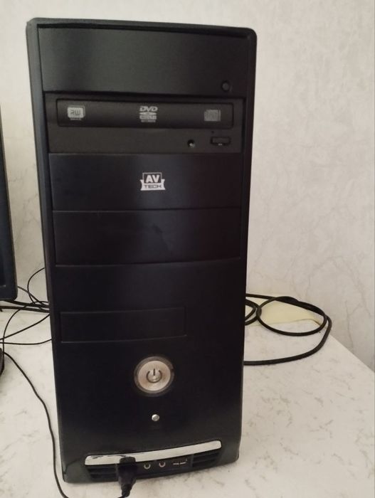 Srochna sotiladi Kompyuter deyarli ishlatilinmagan