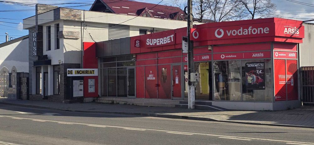 Inchiriez Spațiu comercial 35 mp in orasul Calarasi – Intersecția 5 Calarasi – zonă cu vad excelent