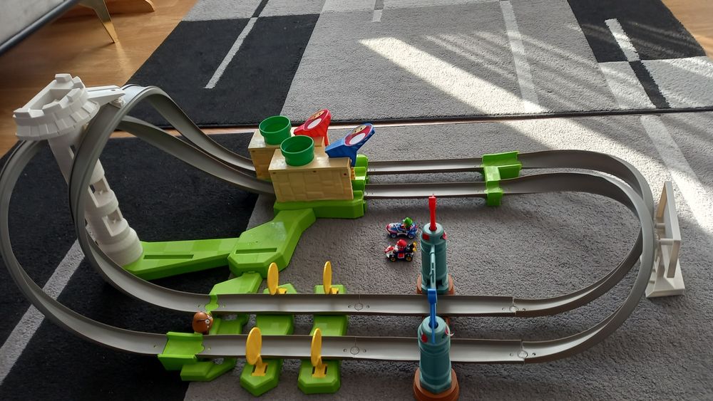 Circuit hot wheels mario kart