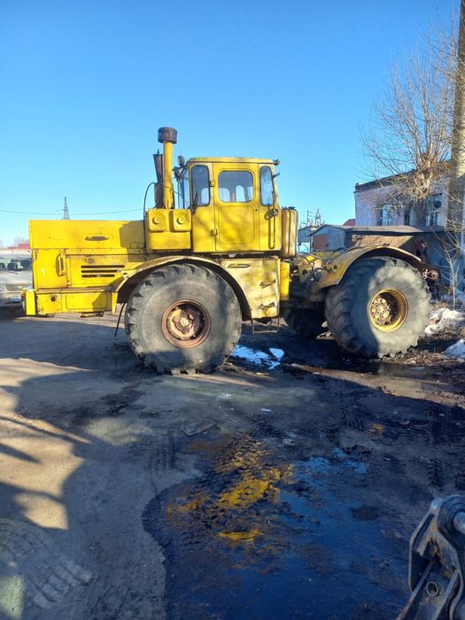 К-700 кировец продам