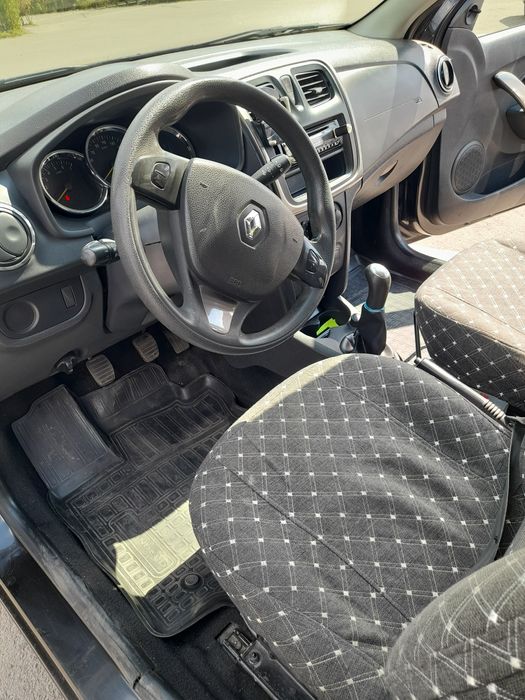 Рено сандеро 2014г