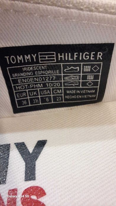 Еспадрили от колекция Tommy Hilfiger. Размер 36.