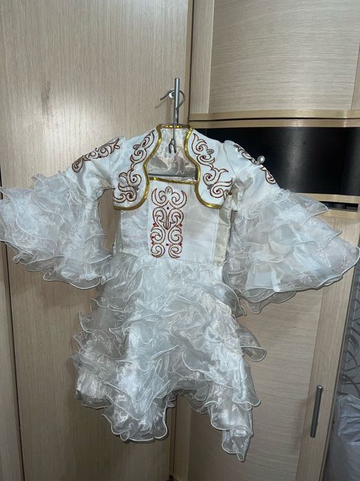 Прокат платьев 6-9 лет