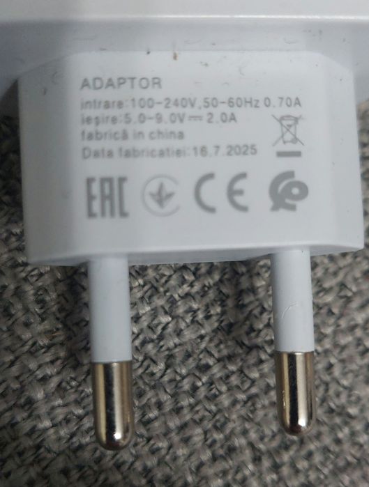 Vind Incarcator de retea,