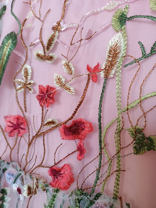 Платье нарядное 110 размер