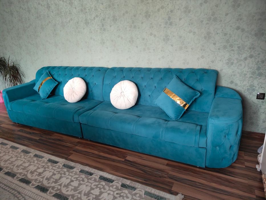Продам диван, 4 метра