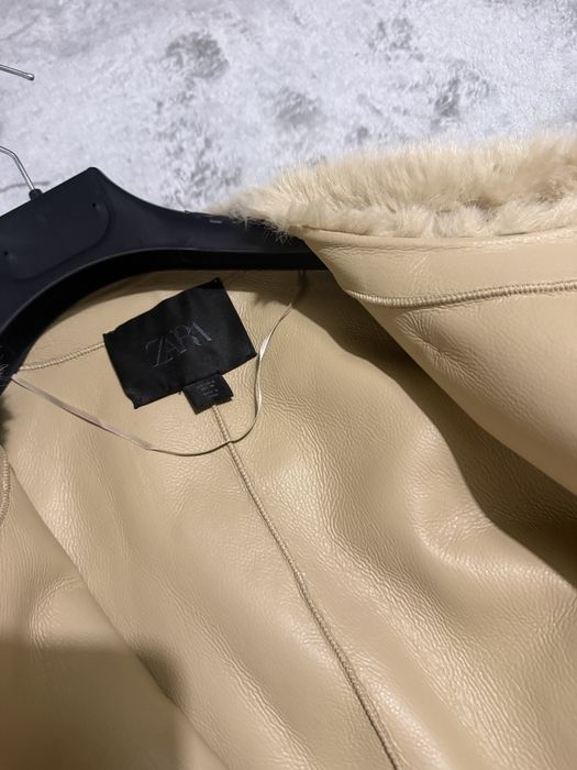 Дамско яке пух Зара