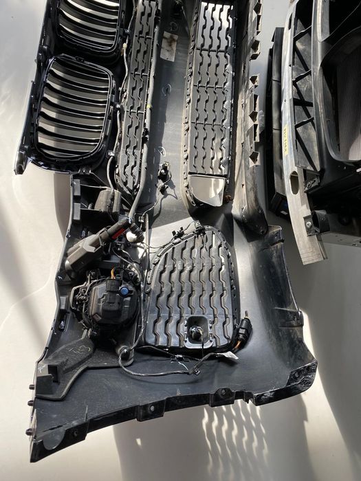 Fata bot complet BMW X3 F25  X4 F26 M sport  2 aripii , capota , bara fata , trager + radiatoare cod 7267337 / 8056874 / 7267323 / 7267324 /