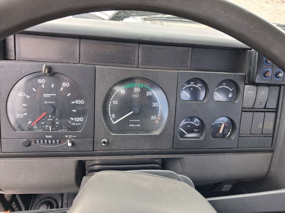 Iveco eurocargo basculabil 3 laturi  12 tone