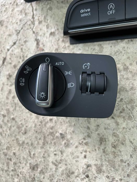 Бутон за фаровете и бутони за Audi Q3 8U Ауди 2012-2018