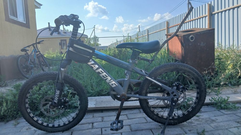 Продам велик  на ходу