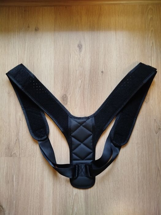 Колан за поправяне на стойката