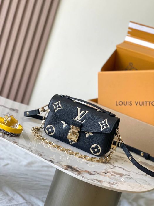 Geanta Louis Vuitton Metis