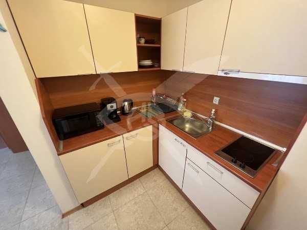 Продава се Двустаен апартамент в Свети Влас - 68 кв.м за 675 €/кв.м - Снимка #2