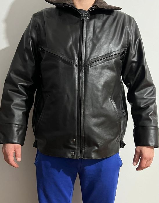 Натуральная кожаная куртка.