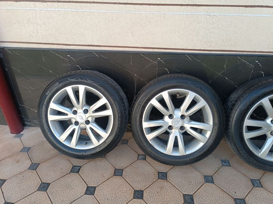 Kaptiva Diska Balon Sotiladi 195 55 R15 Holati yaxshi