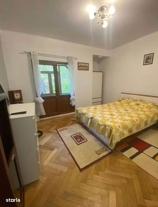 2 decomandate ultracentral Ramada Şcoala 2 etajul2 centrală mobilat