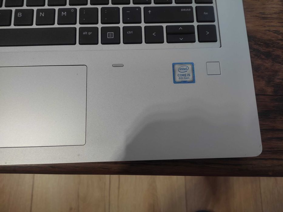 лаптоп HP ProBook 640 S5. Intel Core i5-8265U - 8