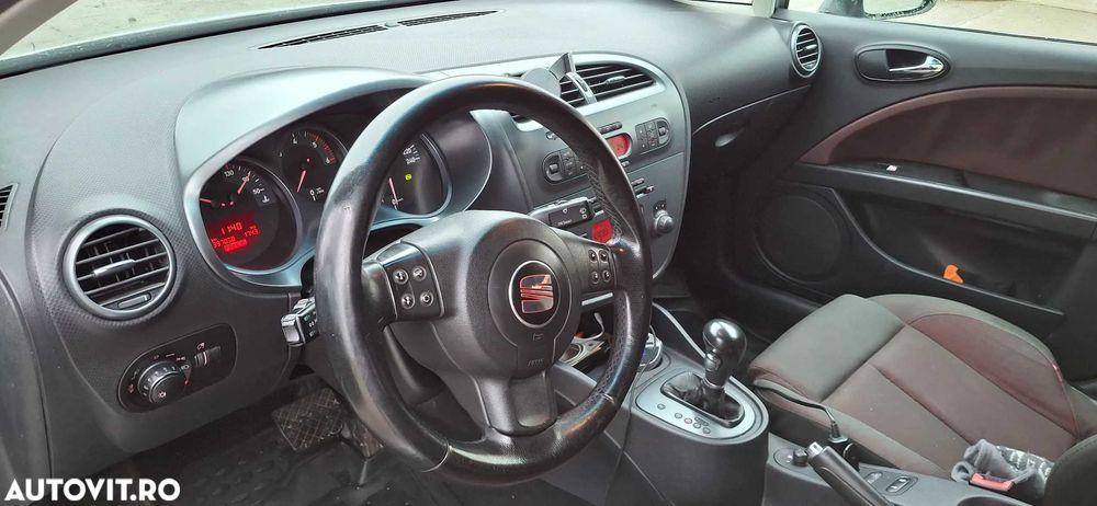 SEAT Leon 2006 — imagine 5