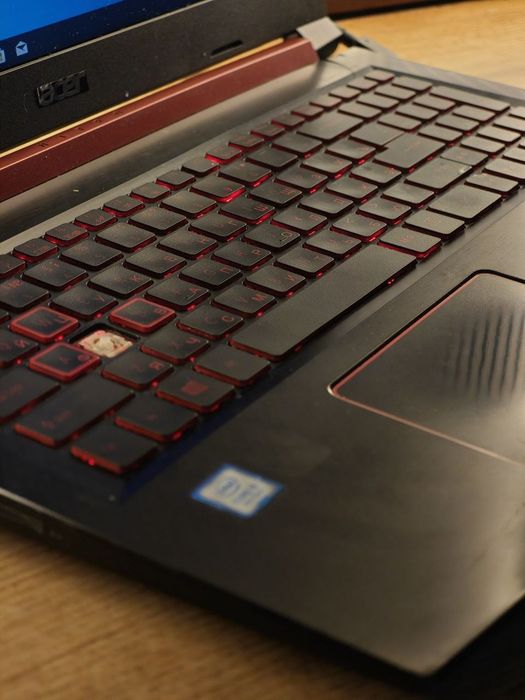 Acer Nitro i5 8300h ozu 4gb gtx1050ti 4gb m2 128gb hdd500gb