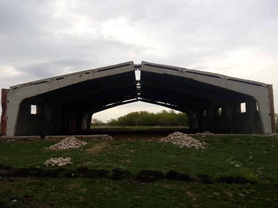 Продам склад. С территорией