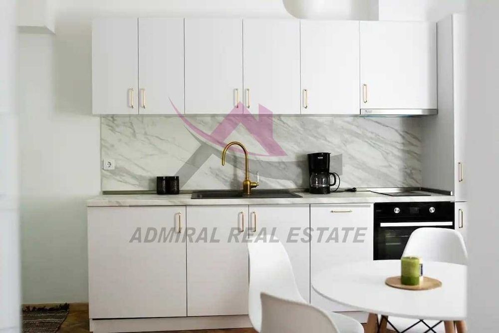 Дава се под наем Двустаен апартамент в Варна, Център - 40 кв.м за 630 € - Снимка #2