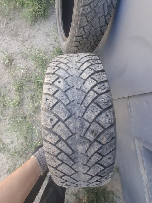 Продам зимние шины 185/65/14