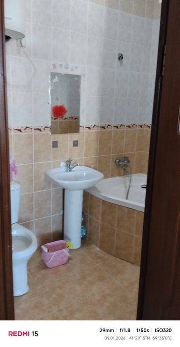 Продаётся дом в районе пяти сотка