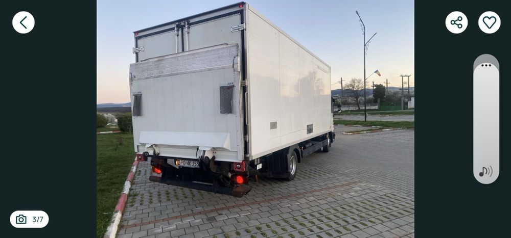 Vând camion frigorific