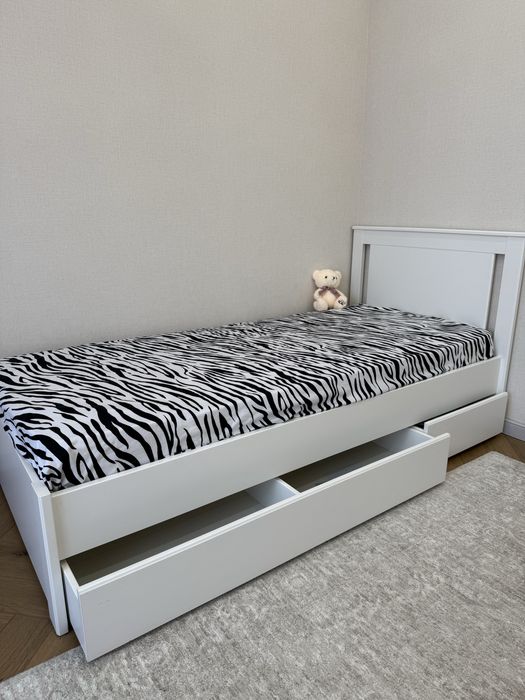 Кровать ikea 90*200
